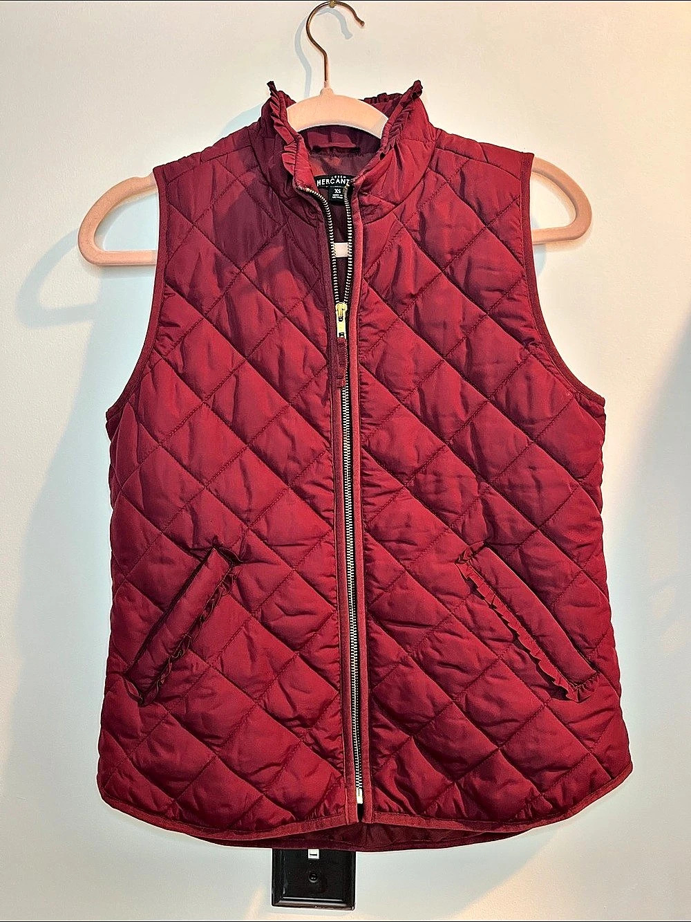 J.Crew Mercantile Quilted Ruffle Trim Puffer Vest in Cranberry XS